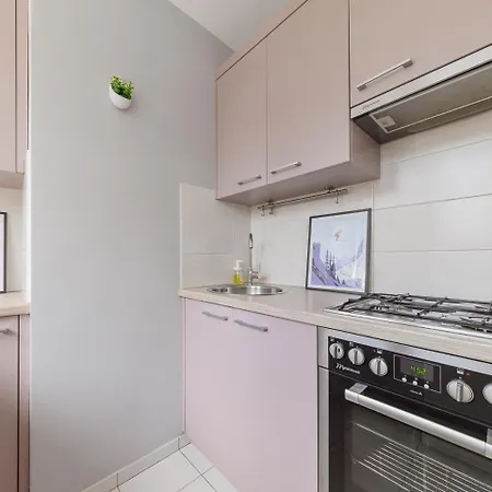 Cardamon Center Apartman Varsó